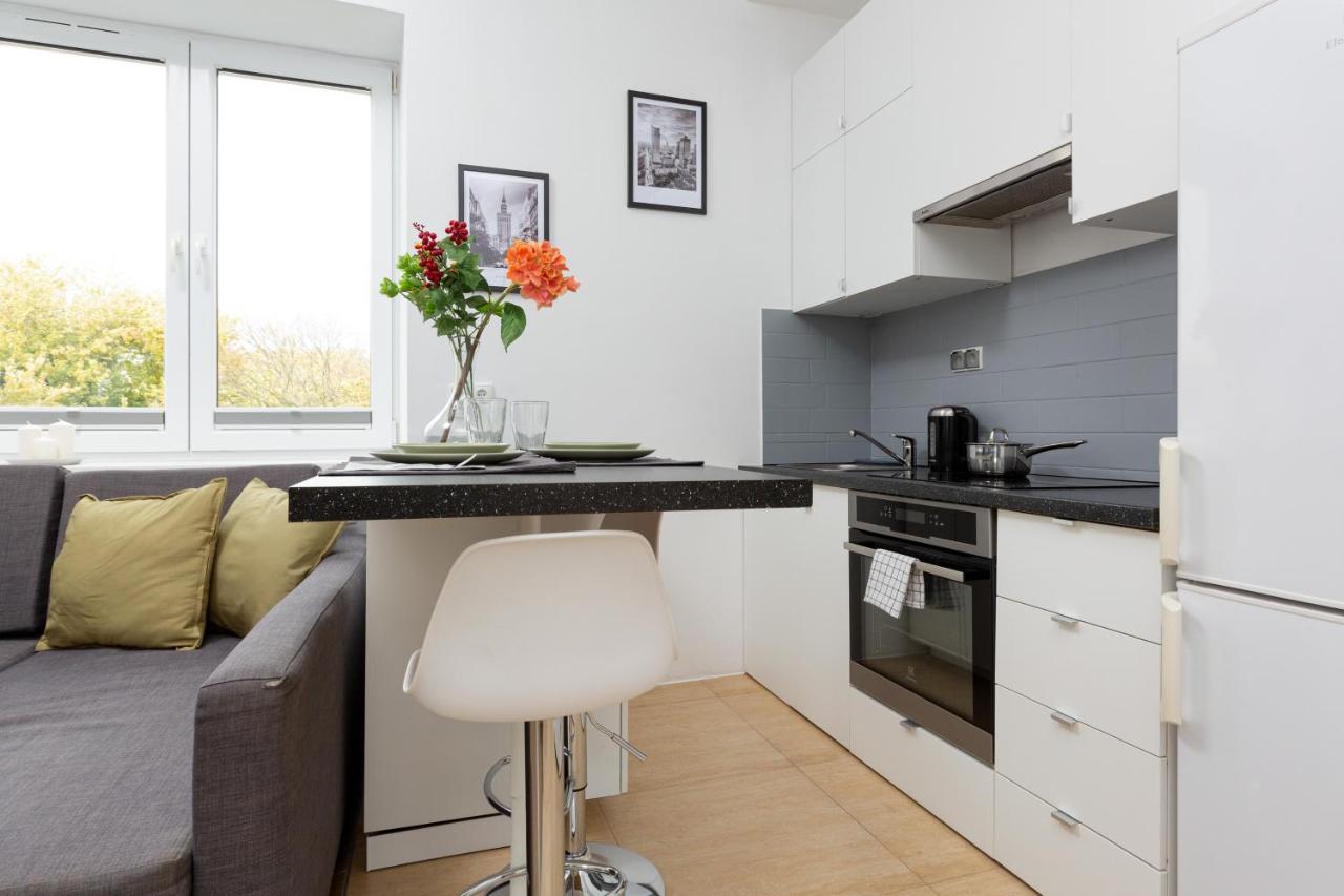 Metro Mlynow Wola Dlugosza By Renters Appartamento Varsavia