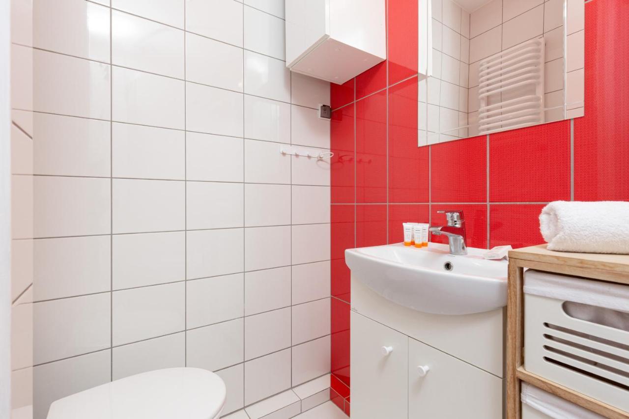 Appartamento Metro Mlynow Wola Dlugosza By Renters Varsavia